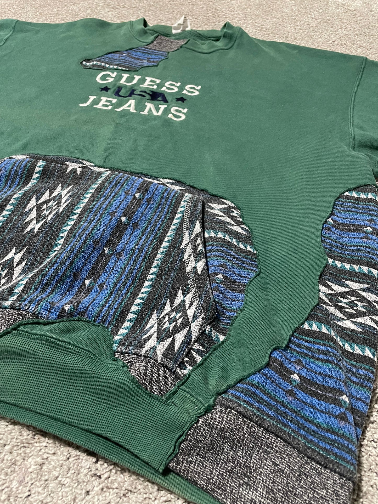 Peekaboo Guess Sweatshirt