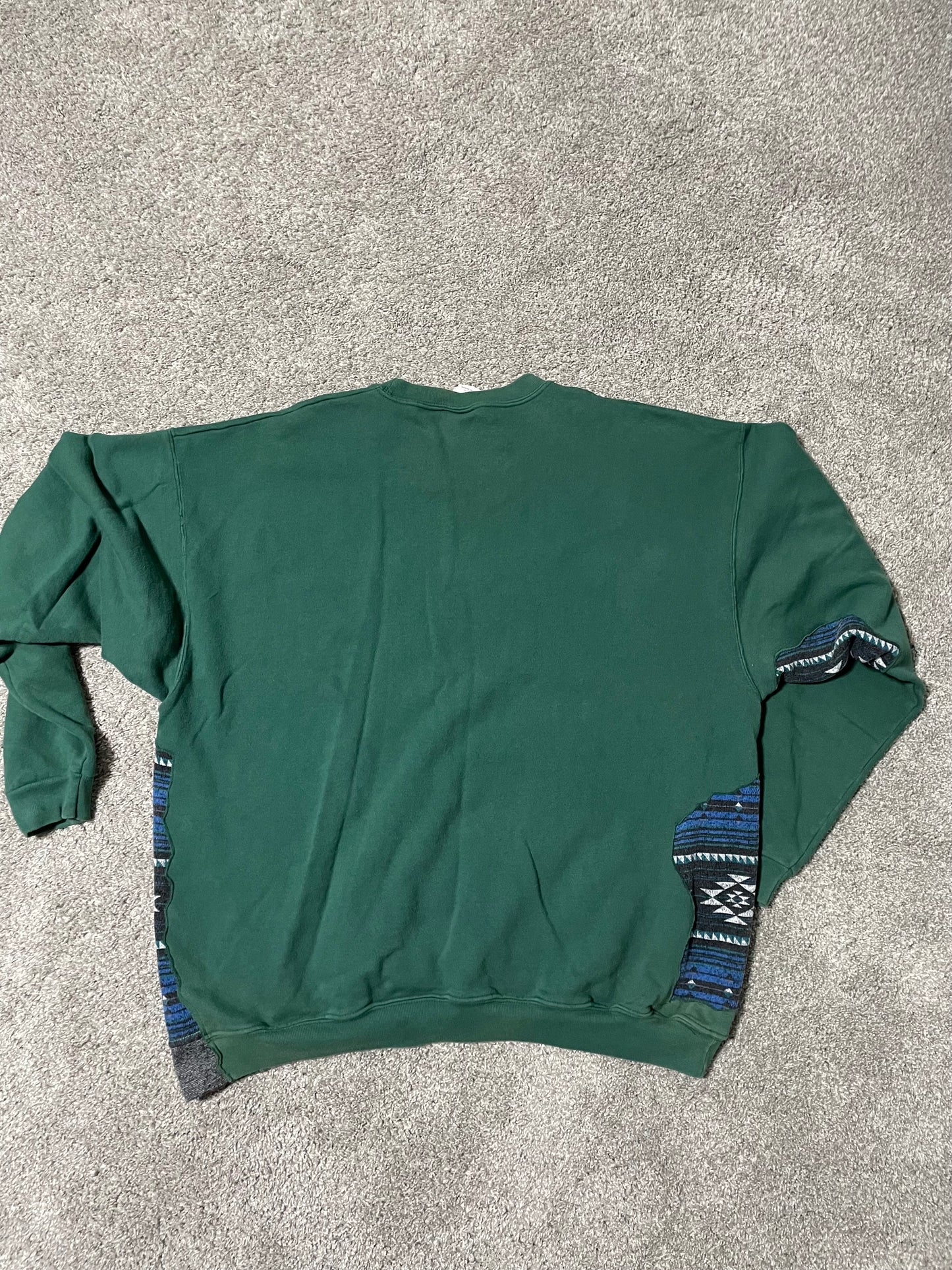 Peekaboo Guess Sweatshirt