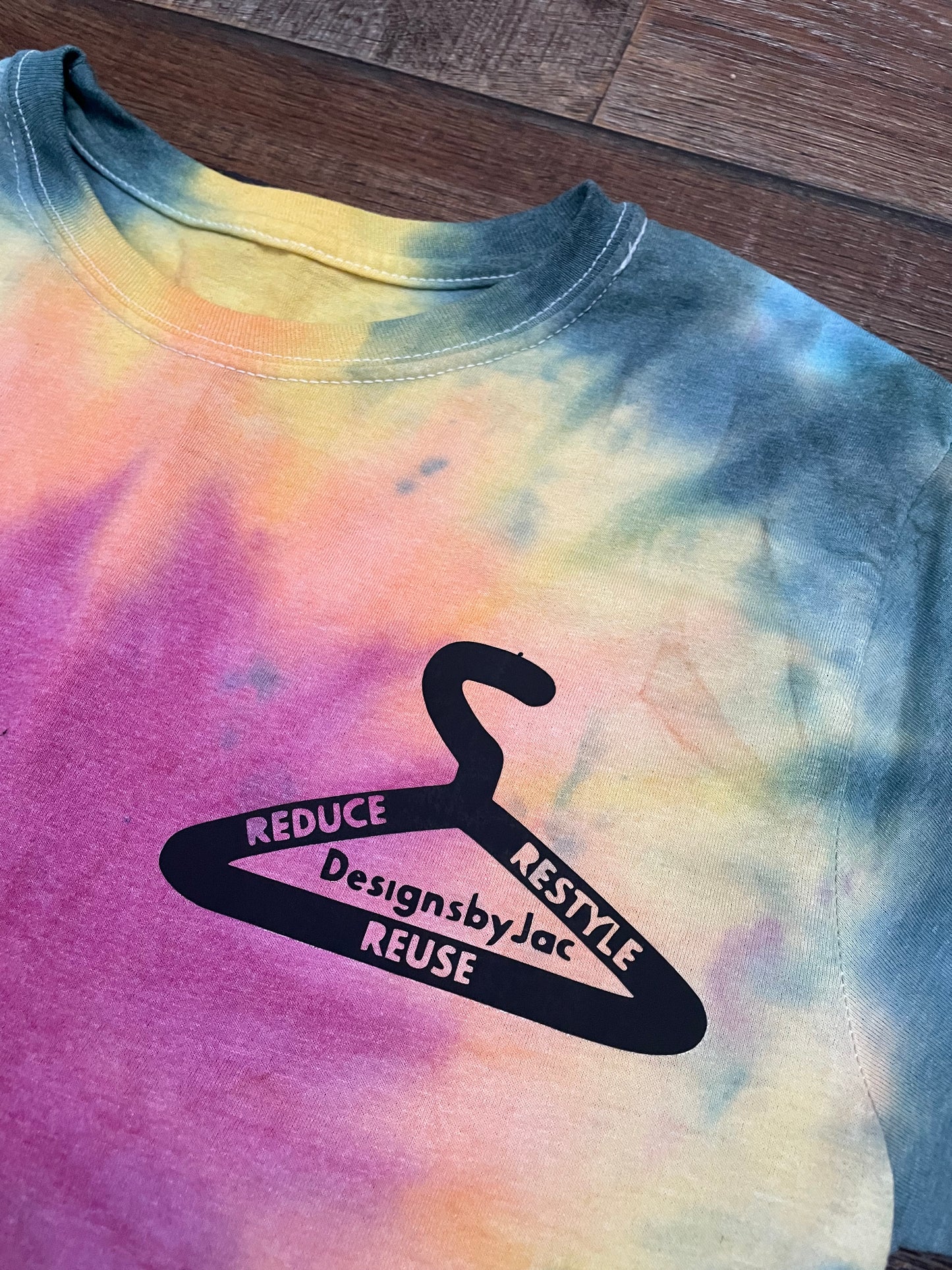 DesignsbyJac Logo T-shirt