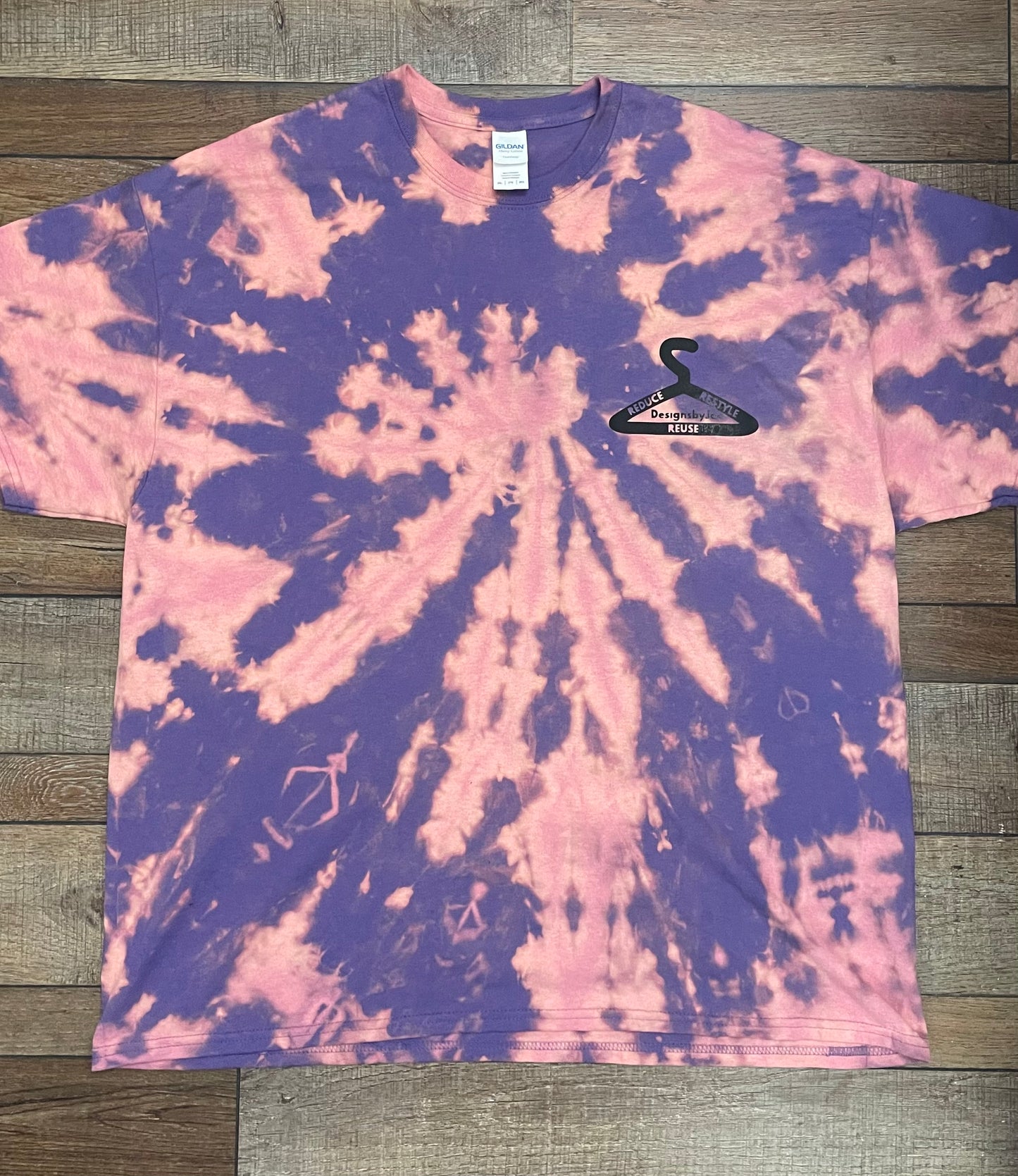 DesignsbyJac Logo Tee