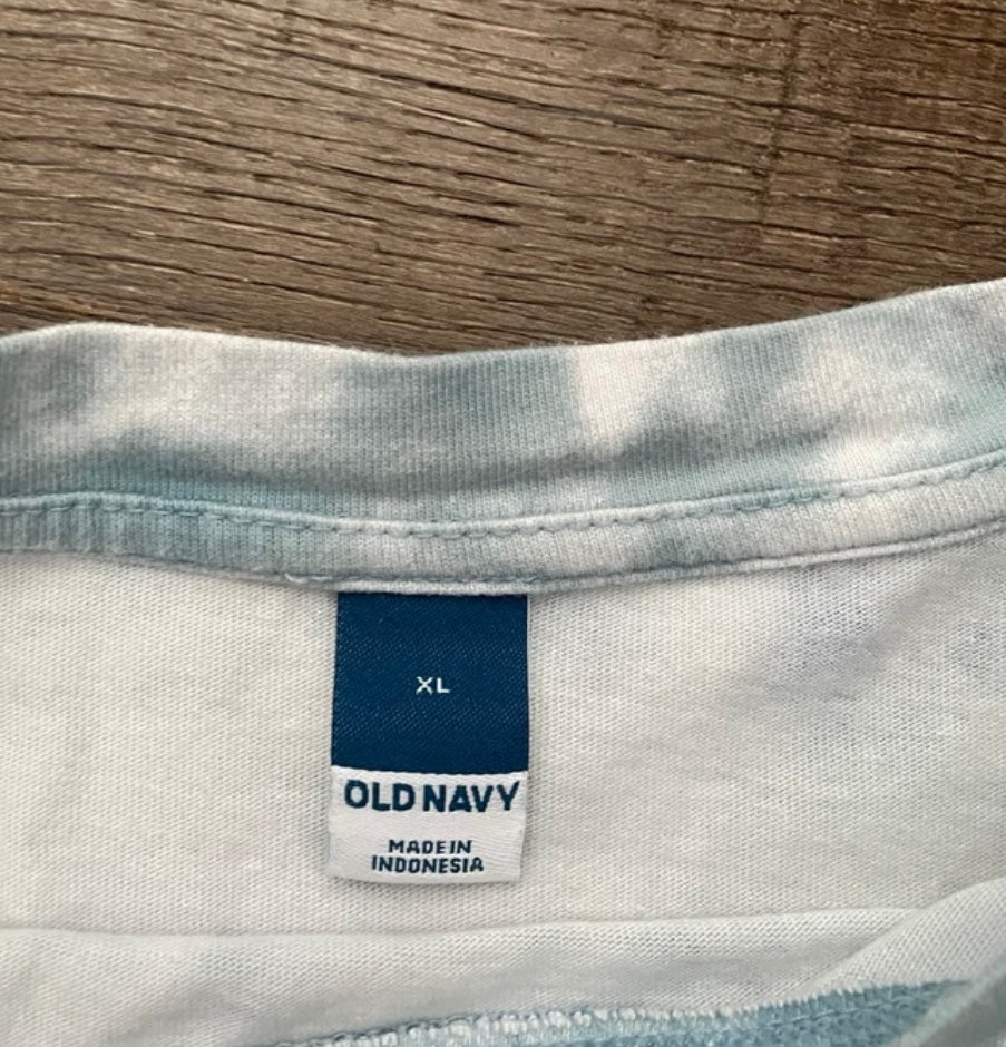 Old Navy Tee
